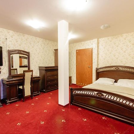 Orion Hotel Parczew Luaran gambar